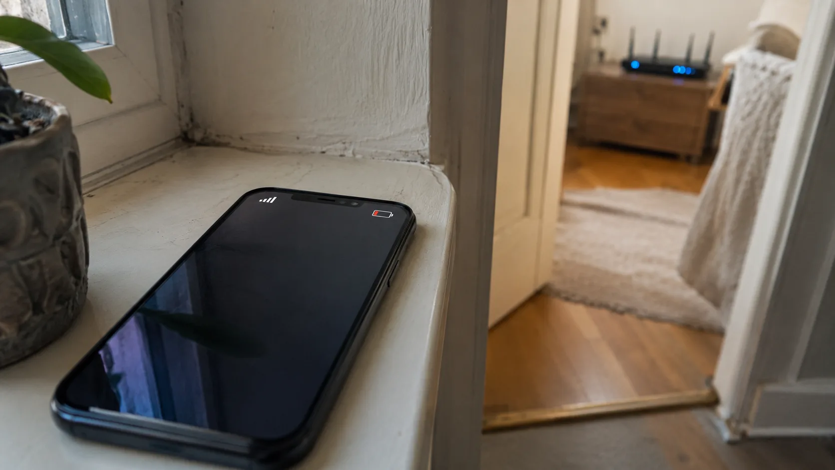 pochemu-telefon-razryazhaetsya-nochyu-3